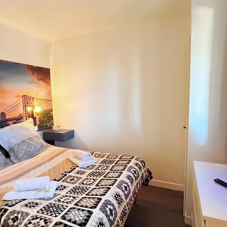 Face Au Golf De Avec Piscine Et Parking Apartmán